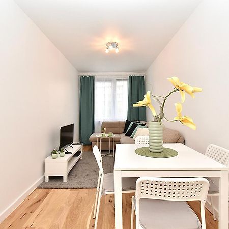 Rental Apartment Obrzezna Varsavia Esterno foto